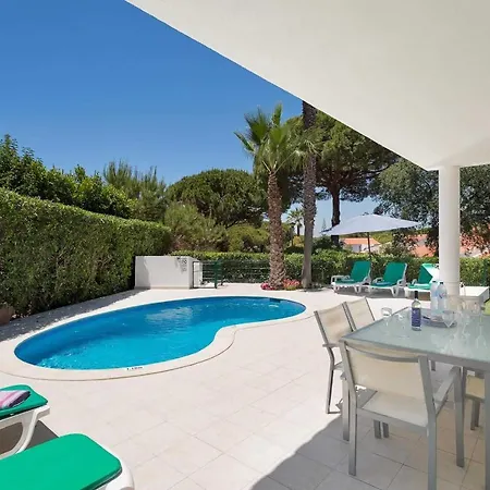 Villa Sleeps 6 With Pool Air Con And Wifi Vale do Lobo